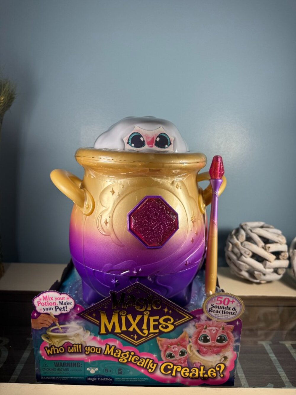 Magic Mixies Magic Cauldron Interactive Plush Toy Makes Real Mist Pink Gold NEW